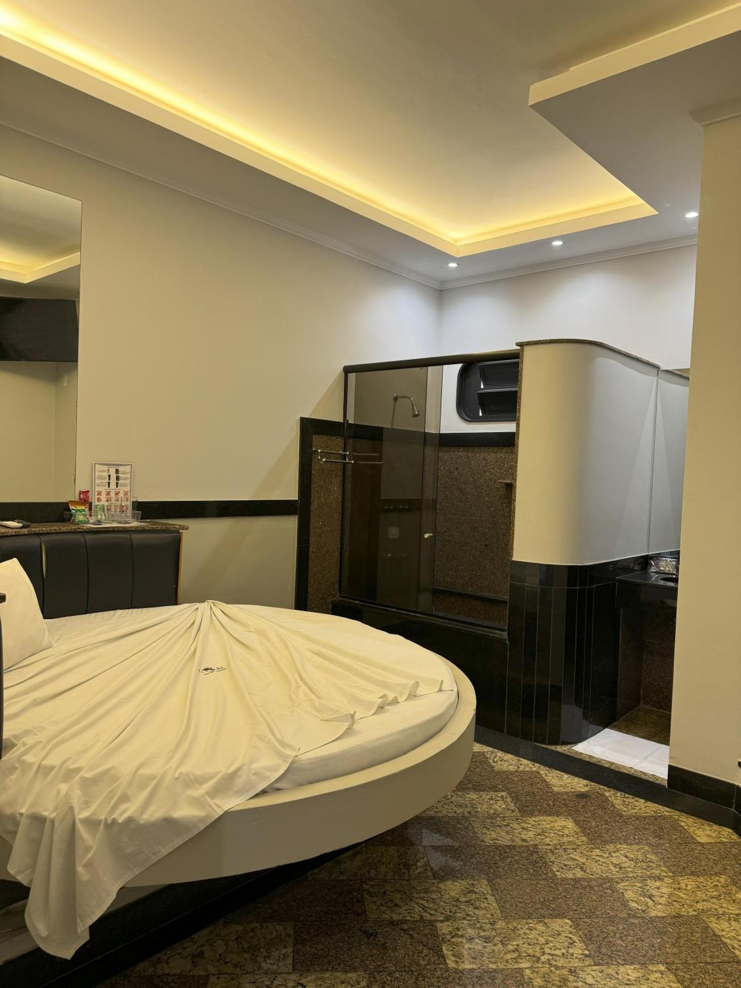 Village Motel Ribeirão Preto Екстериор снимка
