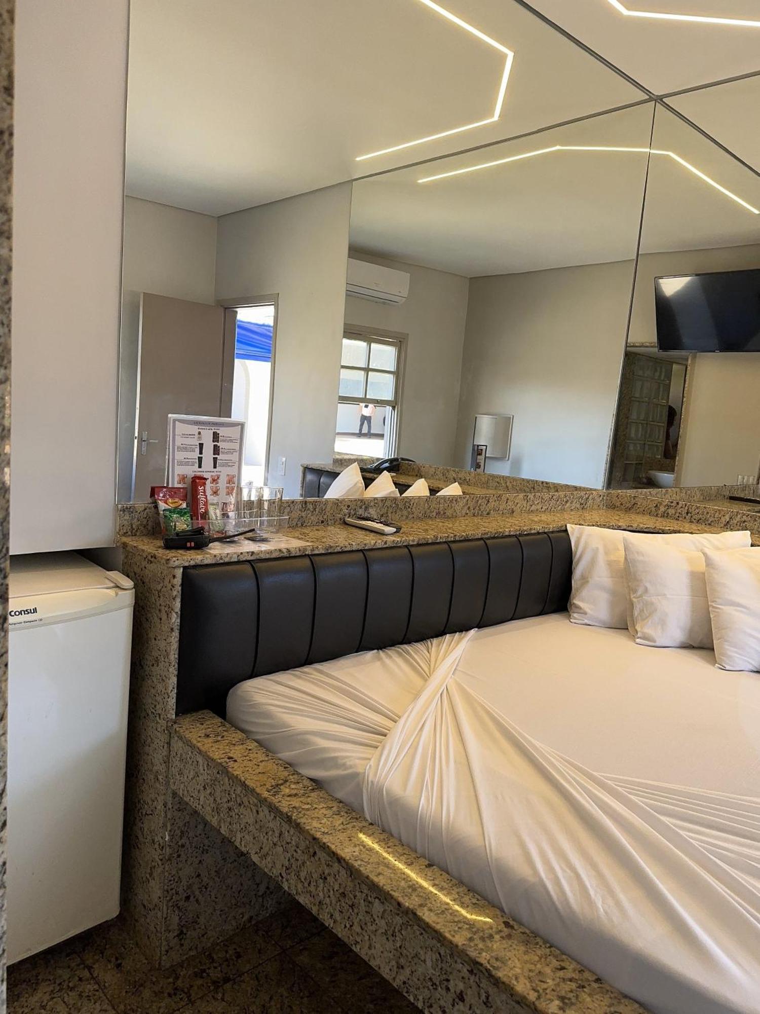 Village Motel Ribeirão Preto Екстериор снимка